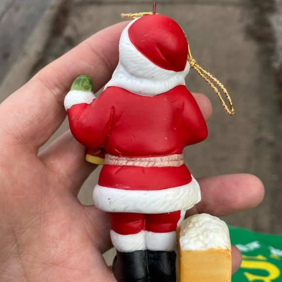 Santa Claus Figurine with Drum - Picture 5 of 7